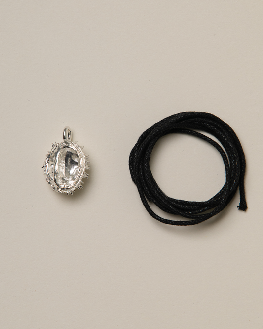 Summer edit: Chestnut pendant + loop