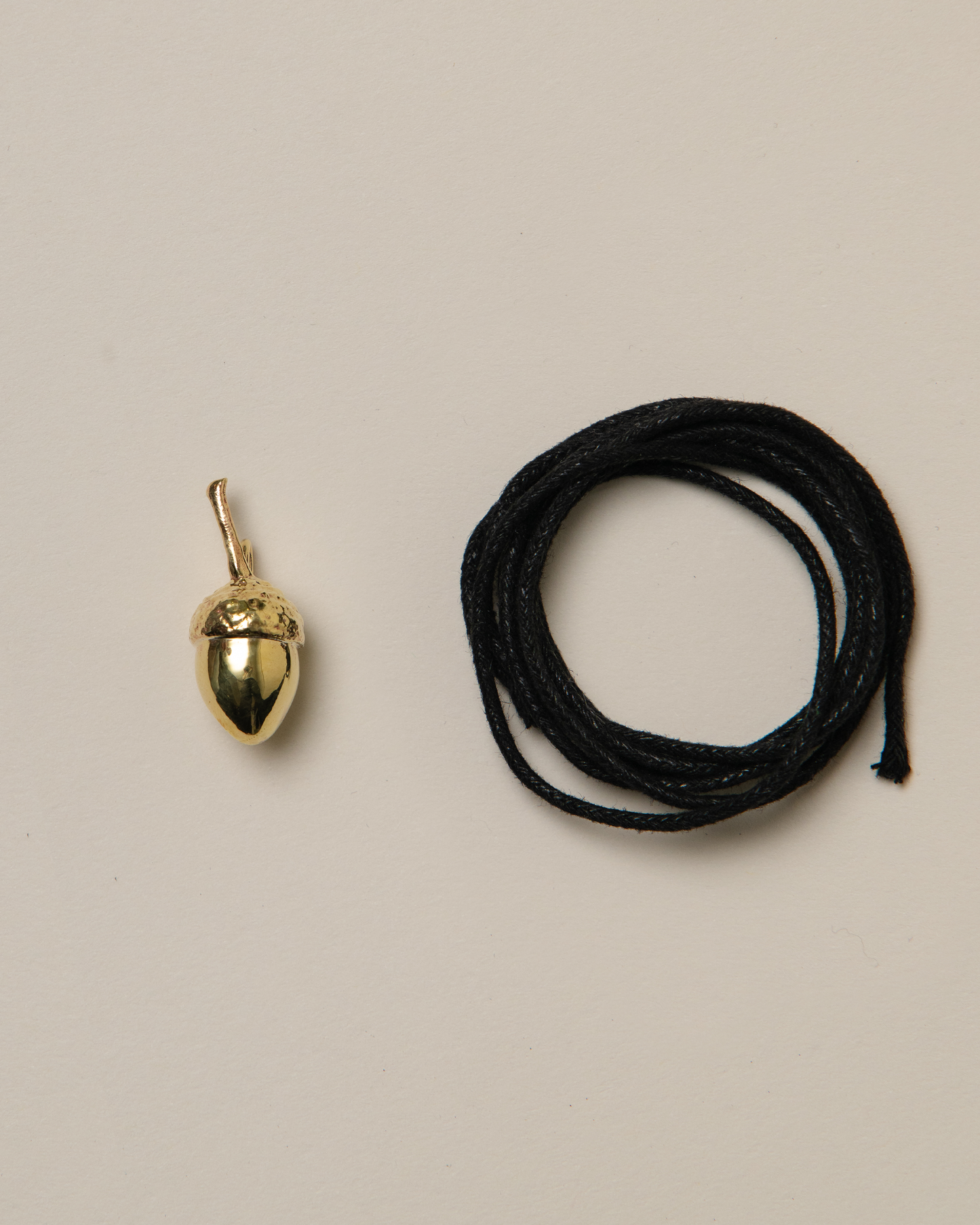 Summer edit: Acorn pendant + loop