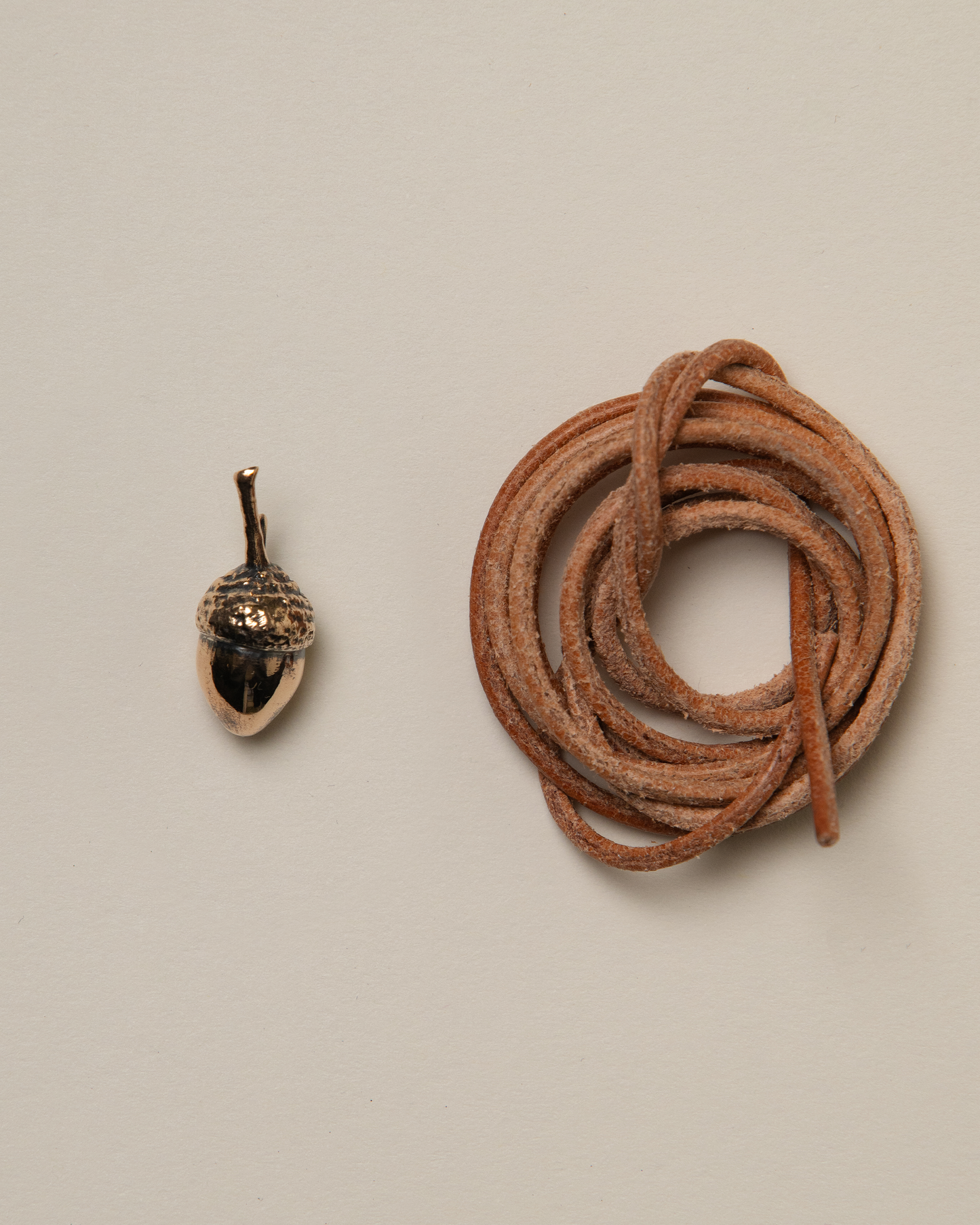 Acorn pendant, bronze