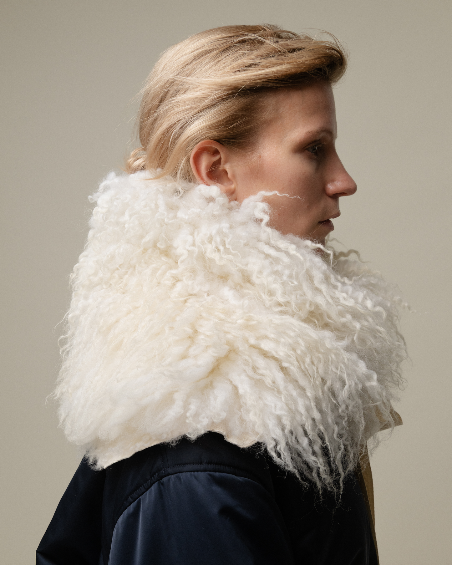 Sheepskin collar v4