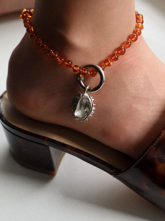 Chestnut pendant + loop