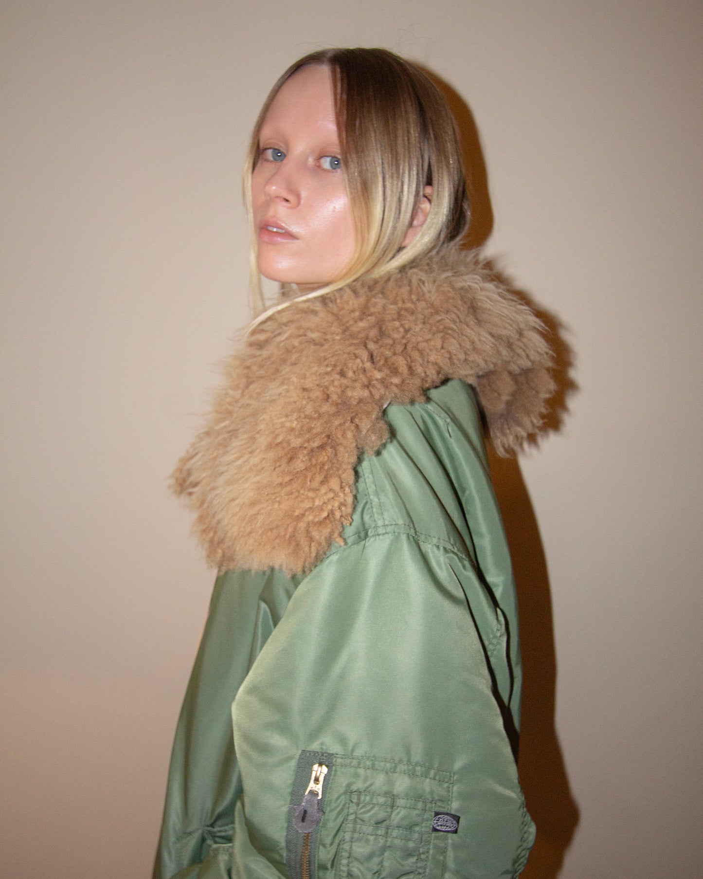 Sheepskin collar v18